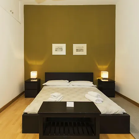 Monti Friendly House *